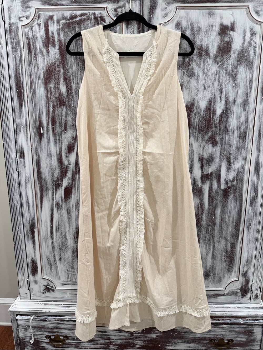 NWOT Sleeveless Cream V-Neck Fringe Trim Dress